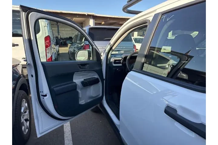 $29861 : Ford Maverick 2025 AWD XLT 4 image 8