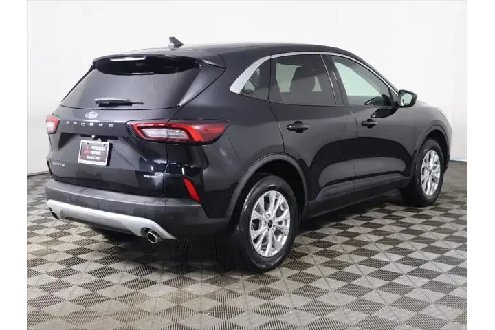 $20493 : Ford Escape 2023 AWD Active image 10