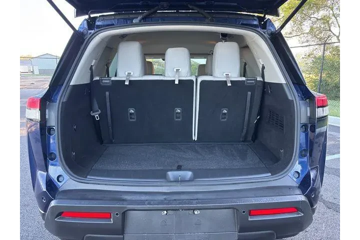 $27901 : Nissan Pathfinder 2022 SV 4d image 10