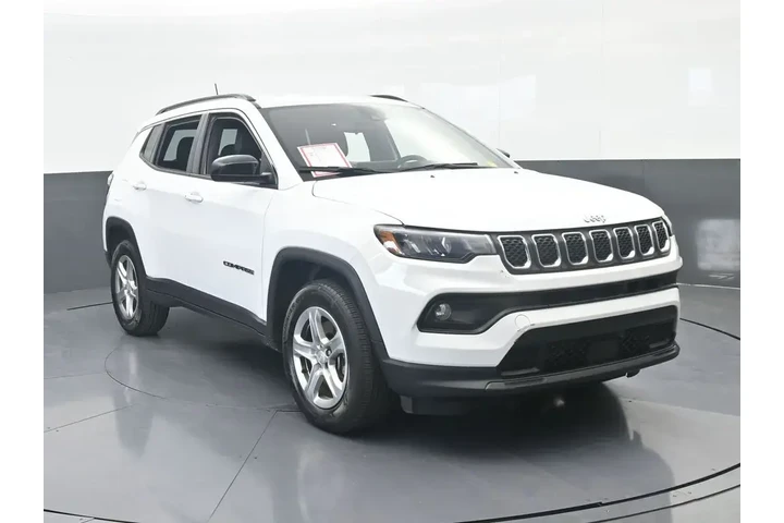 $19000 : Jeep Compass 2023 4x4 Latitu image 9