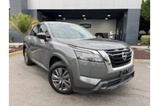Nissan Pathfinder 2023 S 4dr en Orange County
