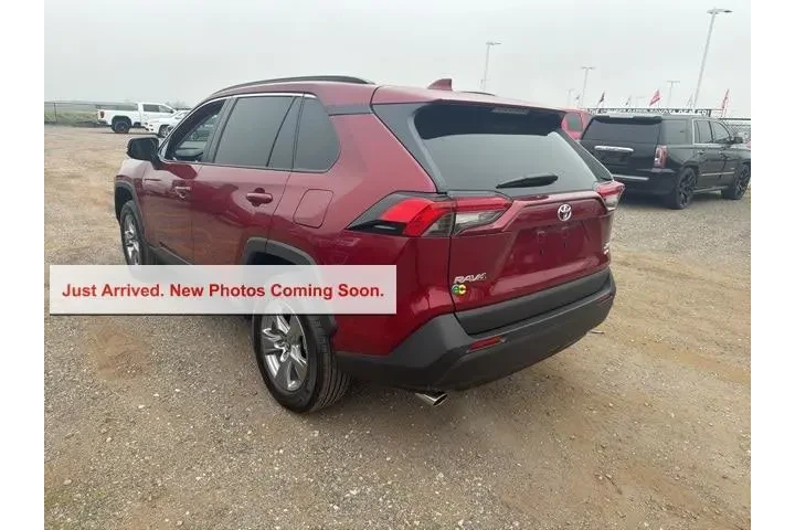 $38900 : Toyota RAV4 2025 AWD XLE 4dr image 3