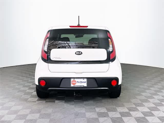 $12688 : PRE-OWNED 2018 KIA SOUL BASE image 1