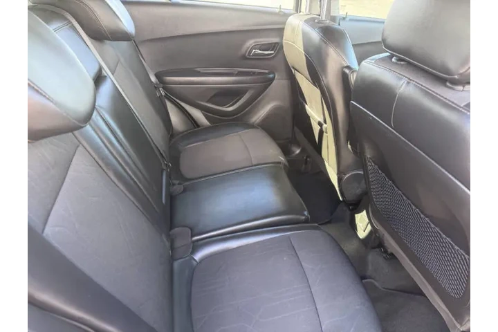 $13995 : 2021 Trax image 7