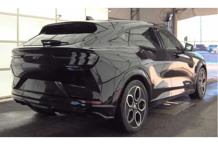 $38990 : Ford Mustang Mach-E 2023 AWD image 9