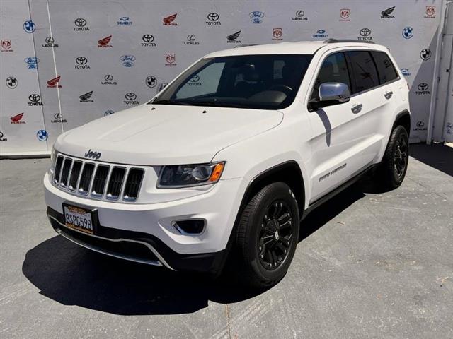 $14995 : Used 2015 Grand Cherokee RWD image 7