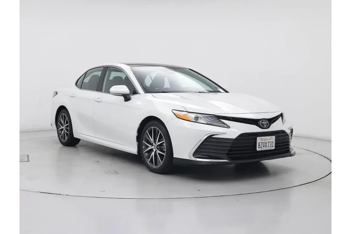 $30998 : Toyota Camry 2022 XLE 4dr Se image 1