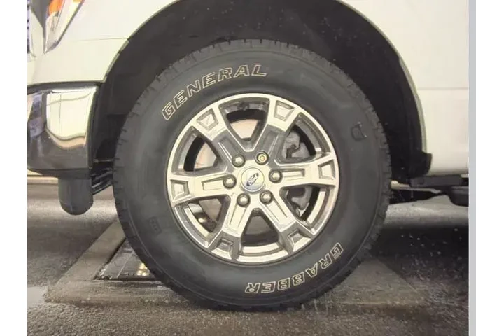 $36499 : Ford F-150 2021 4x4 XL 4dr S image 9