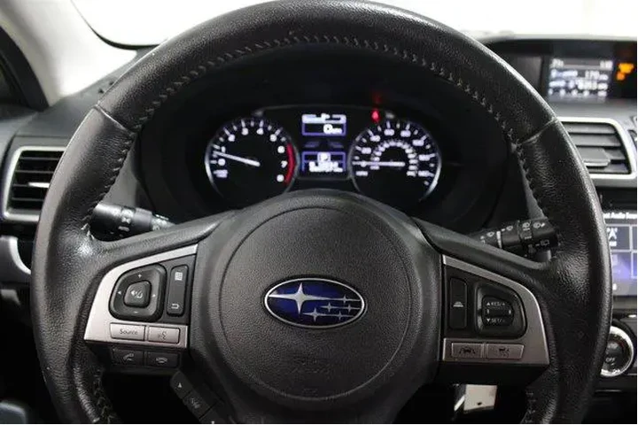 $24951 : Subaru Forester 2018 AWD 2.5 image 9