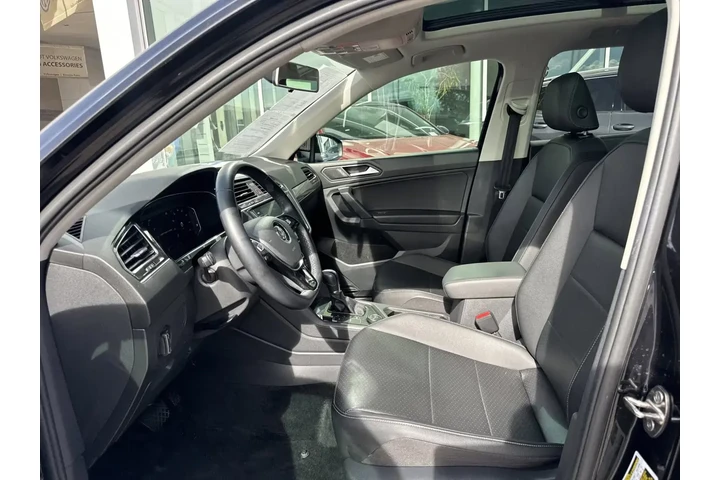 Volkswagen Tiguan 2019 AWD S image 10