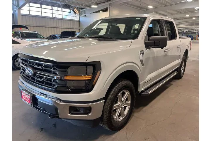 $38413 : Ford F-150 2024 4x4 XLT 4dr image 7