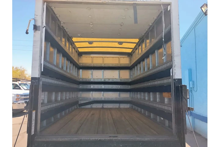 $17995 : 2016 CHEVROLET EXPRESS COMMER image 6