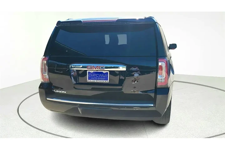 $34798 : GMC Yukon 2019 4x4 Denali 4d image 6