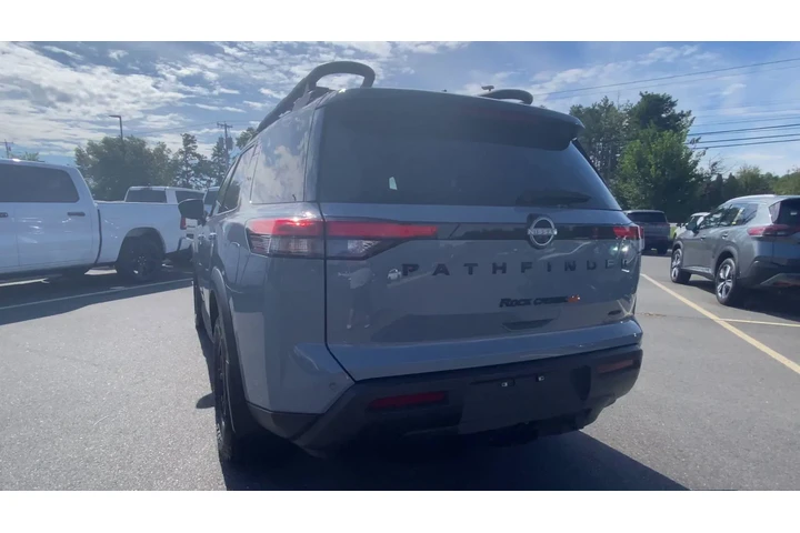 $36928 : Nissan Pathfinder 2024 AWD S image 9