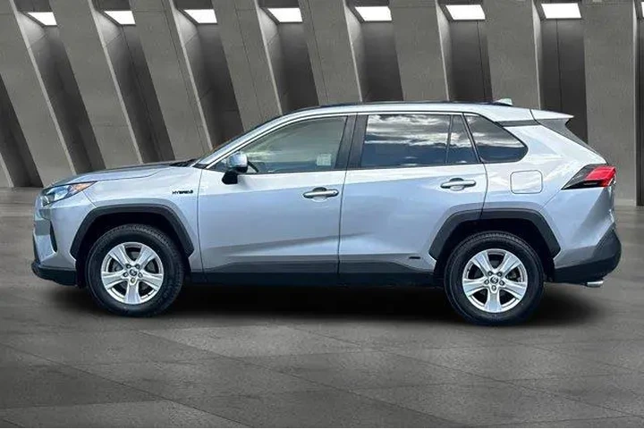 $25900 : Toyota RAV4 Hybrid 2020 AWD image 8