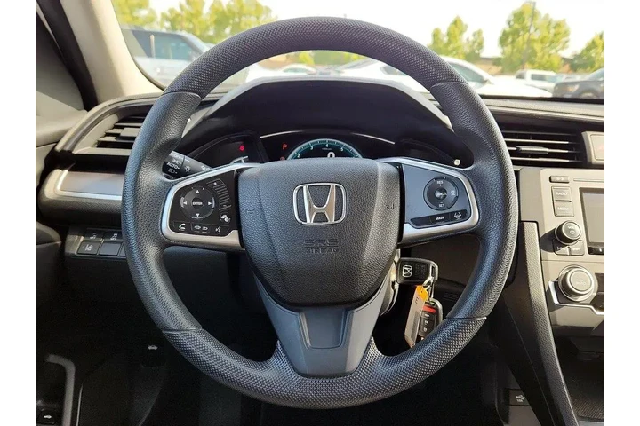 $19998 : Honda Civic 2016 LX 4dr Seda image 9
