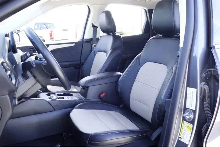 $26977 : Ford Escape 2022 AWD Titaniu image 10