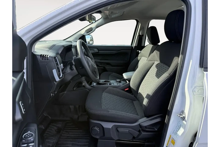 $30301 : Ford Ranger 2024 4x4 XL 4dr image 10