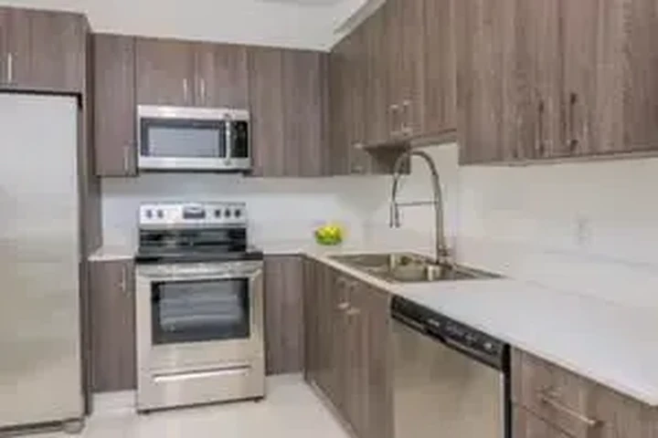 $2095 : Rental property with 2 bedro image 4