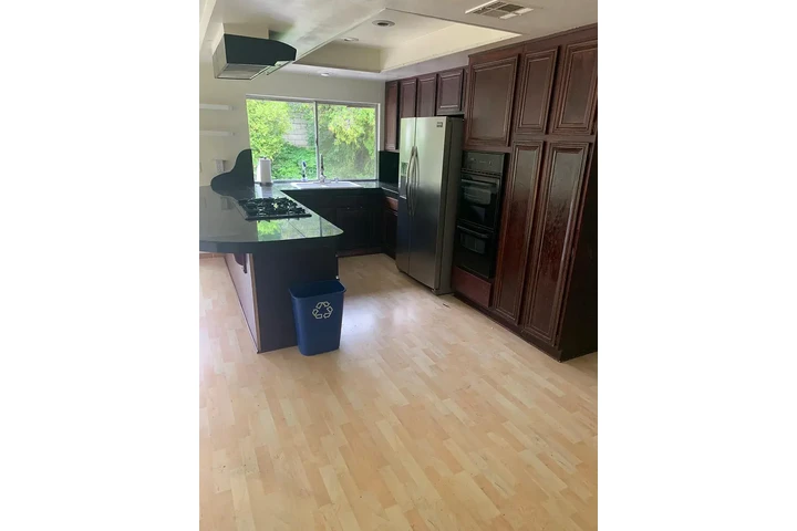 $1275 : 3 Recamaras 2 Baños image 5