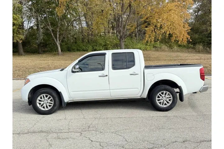 $11999 : 2019 Frontier SV image 6