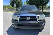 $12500 : 2011 Tacoma V6 thumbnail