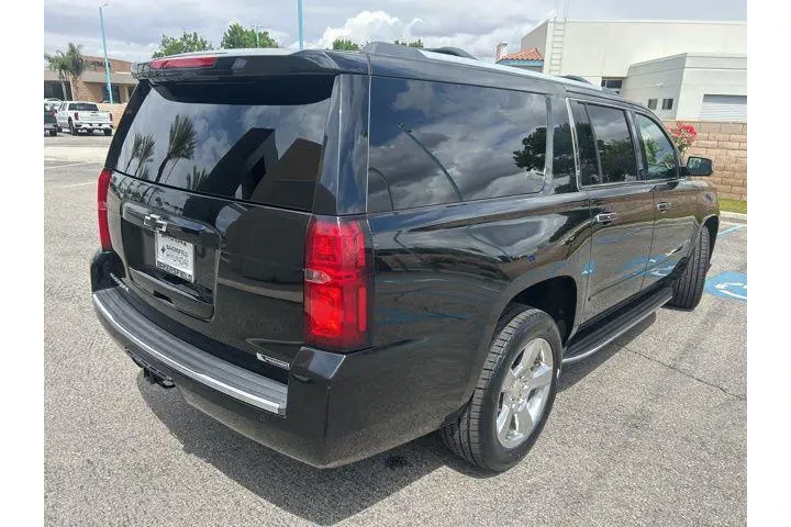 $25995 : Chevrolet Suburban 2017 4x2 image 4