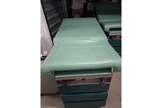 $600 : Ritter midmark 104 medical bed thumbnail