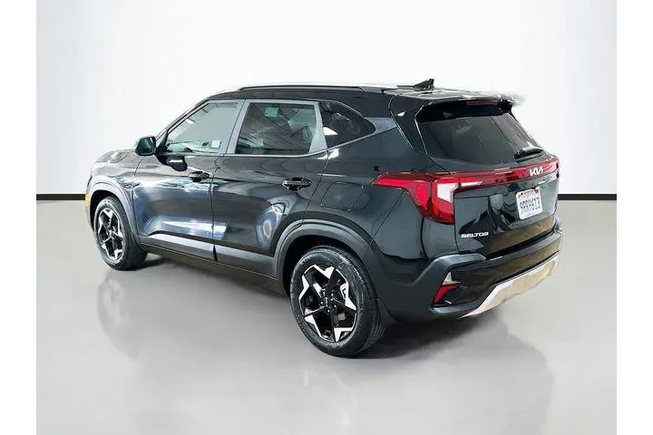 $21716 : Kia Seltos 2025 S 4dr SUV image 5