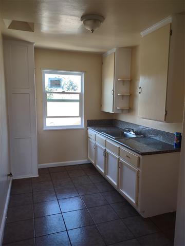 $1300 : Single Apt en Huntington Park image 2