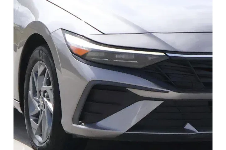 $21788 : Hyundai ELANTRA 2024 SEL 4dr image 7