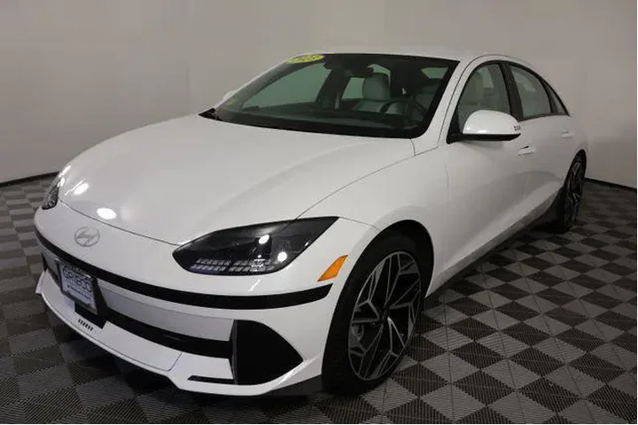 $23500 : Hyundai IONIQ 6 2023 AWD SEL image 4