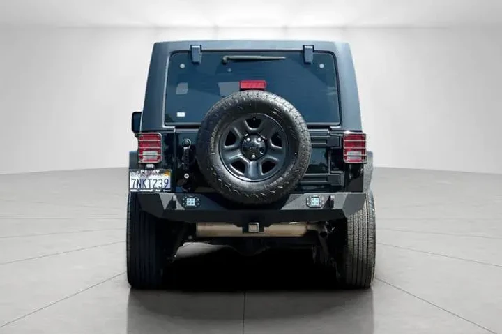 $19995 : Jeep Wrangler Unlimited 2015 image 4