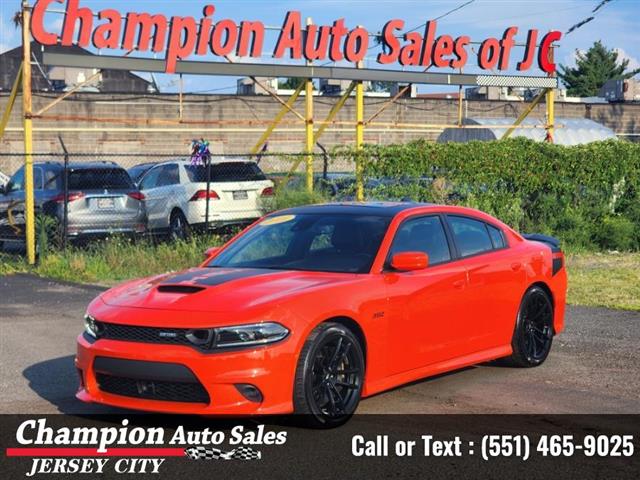 Used 2022 Charger Scat Pack R image 2