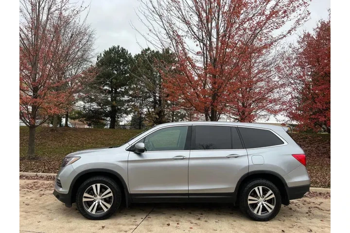 $15997 : 2016 Pilot EX-L w/ Sensing image 8