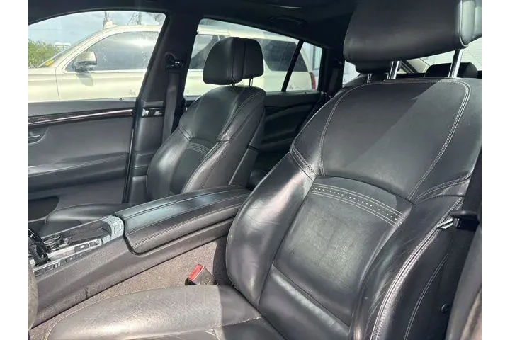 $14991 : BMW 5 Series 2016 AWD 550i x image 6