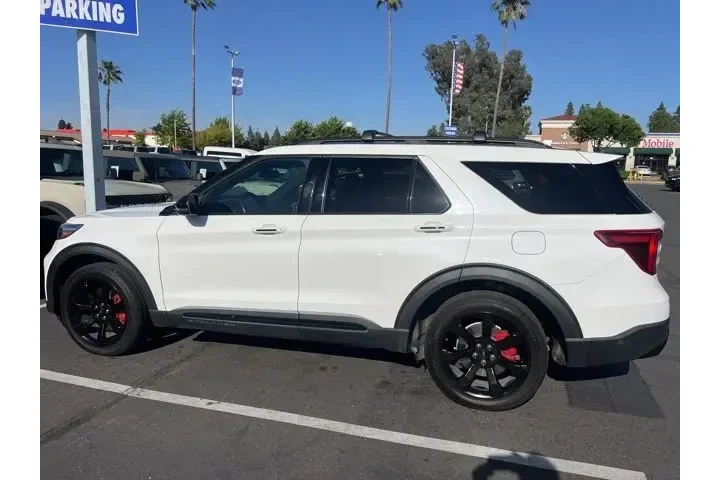 $35988 : Ford Explorer 2022 AWD ST 4d image 10