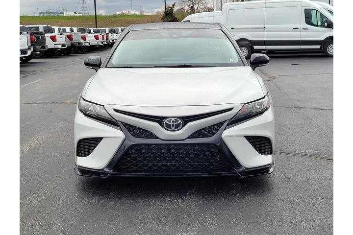 $26998 : Toyota Camry 2021 TRD 4dr Se image 9