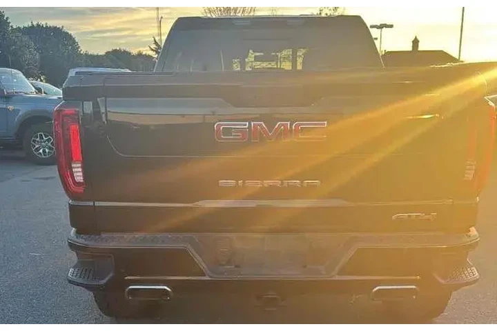 $33500 : GMC Sierra 1500 2019 4x4 AT4 image 5