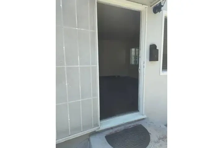 $1500 : BELL RENTO CASITA image 2