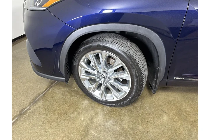 $46295 : 2023 Highlander Hybrid Limited image 5