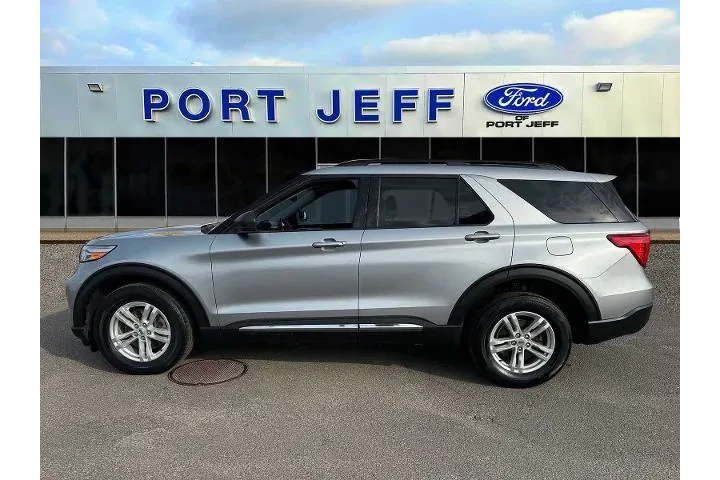 $26977 : Ford Explorer 2022 AWD XLT 4 image 8