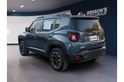 $20189 : Jeep Renegade 2023 4x4 Latit thumbnail