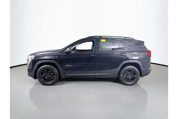 $25000 : GMC Terrain 2023 AWD AT4 4dr image 4