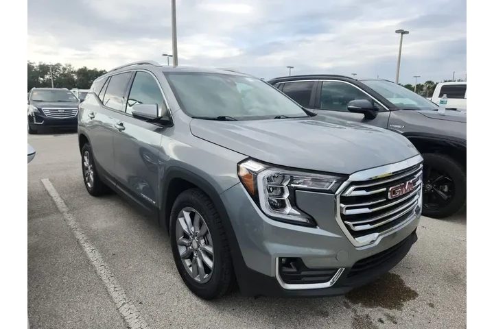 $20990 : GMC Terrain 2024 AWD SLT 4dr image 3