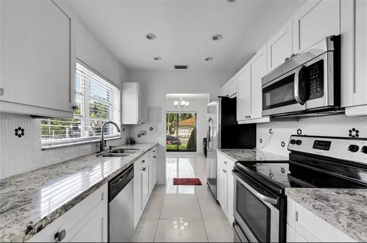 $998000 : Vendo casas single Family tipo image 9