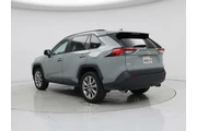 $26998 : Toyota RAV4 2019 XLE Premium thumbnail