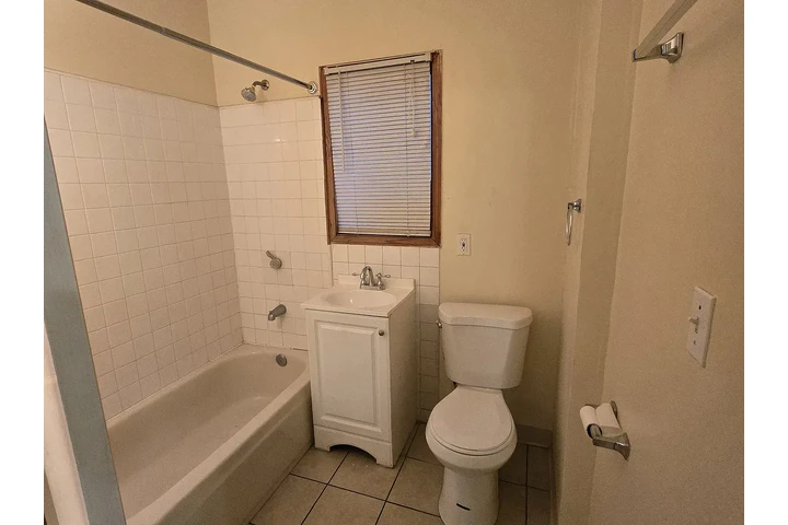 $950 : Huntington Park📍 image 3