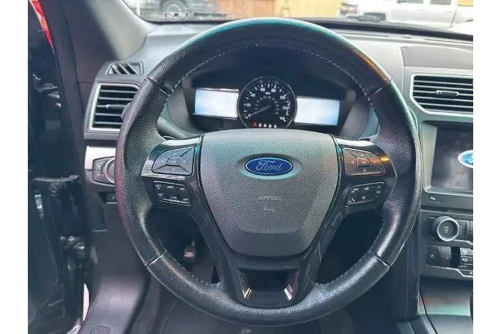 $14653 : Ford Explorer 2017 XLT 4dr S image 9