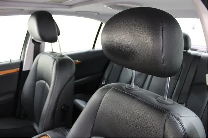 $8985 : Mercedes-Benz E-Class 2007 E image 4